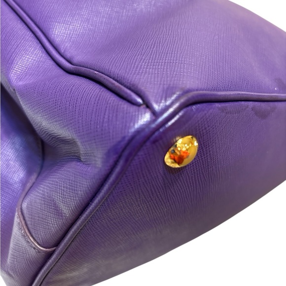 š„EUC Prada Saffiano Lux Leather Purple Tote
š„HOST PICKš„ - Picture 6 of 17